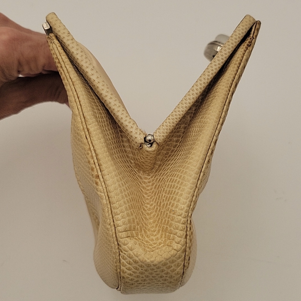 Vintage Judith Leiber Cream Lizard Clutch - Picture 7 of 11